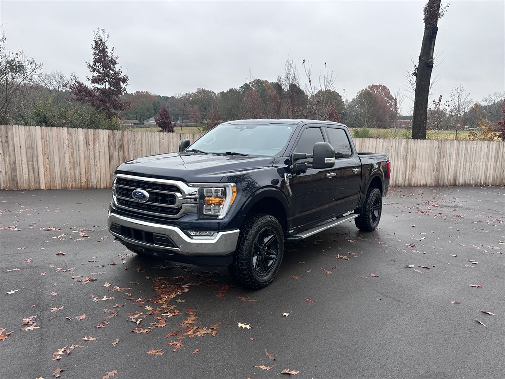 2022 Ford F-150 XLT's photo