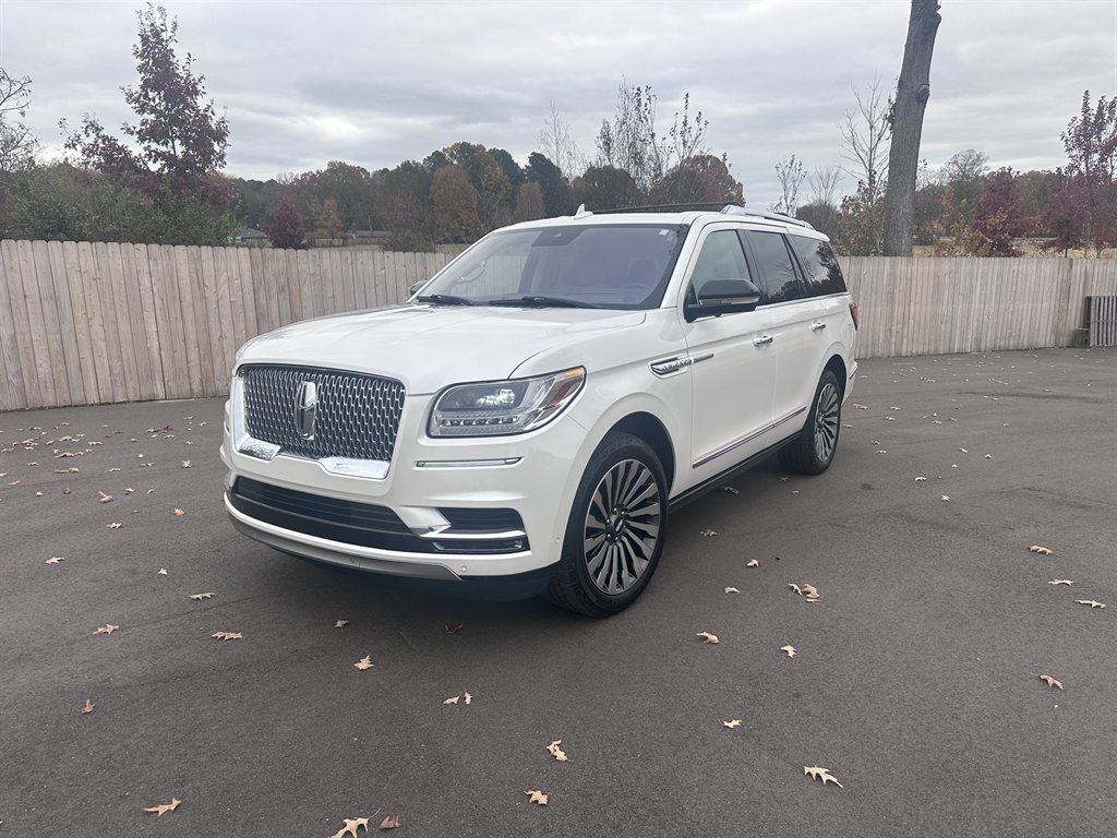 2019 Lincoln Navigator Reserve's photo