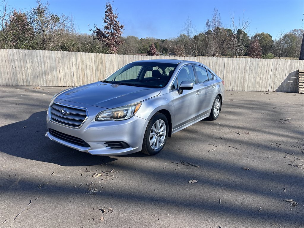 2015 Subaru Legacy 2.5i Premium's photo