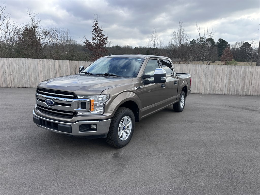2020 Ford F-150 XLT's photo